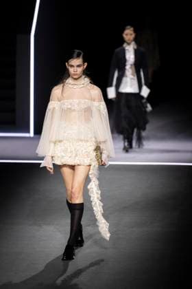 PFW - Dior Runway Models present creations by Dior for the Womenswear Ready-to-wear Fall-Winter 2025 2026 collection as part of the Paris Fashion Week, in Paris on March 4, 2025. Photo by Eliot Blondet ABACAPRESS.COM Paris France  Copyright: xBlondetxEliot ABACAx