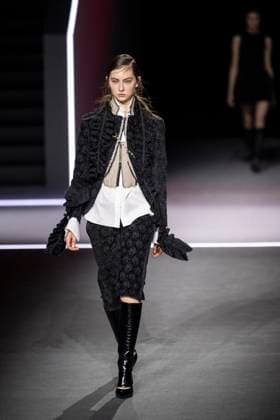 PFW - Dior Runway Models present creations by Dior for the Womenswear Ready-to-wear Fall-Winter 2025 2026 collection as part of the Paris Fashion Week, in Paris on March 4, 2025. Photo by Eliot Blondet ABACAPRESS.COM Paris France  Copyright: xBlondetxEliot ABACAx