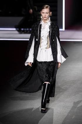 PFW - Dior Runway Models present creations by Dior for the Womenswear Ready-to-wear Fall-Winter 2025 2026 collection as part of the Paris Fashion Week, in Paris on March 4, 2025. Photo by Eliot Blondet ABACAPRESS.COM Paris France  Copyright: xBlondetxEliot ABACAx