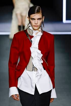 Défilé Christian Dior Mode Féminine Prêt À Porter Automne Hiver 2025 2026 lors de la Fashion Week de Paris PFW Défilé Christian Dior Mode Féminine Prêt À Porter Automne Hiver 2025 2026 lors de la Fashion Week de Paris PFW , à Paris, France, le 4 mars 2025 Runway Christian Dior Womenswear Ready to Wear Fall Winter 2025 2026 show during Paris Fashion Week PFW , in Paris, France, March 4, 2025 Paris France  Copyright: xAgencex xBestimagexAgencex xBestimagex