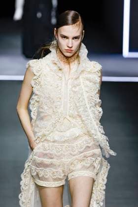 Défilé Christian Dior Mode Féminine Prêt À Porter Automne Hiver 2025 2026 lors de la Fashion Week de Paris PFW Défilé Christian Dior Mode Féminine Prêt À Porter Automne Hiver 2025 2026 lors de la Fashion Week de Paris PFW , à Paris, France, le 4 mars 2025 Runway Christian Dior Womenswear Ready to Wear Fall Winter 2025 2026 show during Paris Fashion Week PFW , in Paris, France, March 4, 2025 Paris France  Copyright: xAgencex xBestimagexAgencex xBestimagex