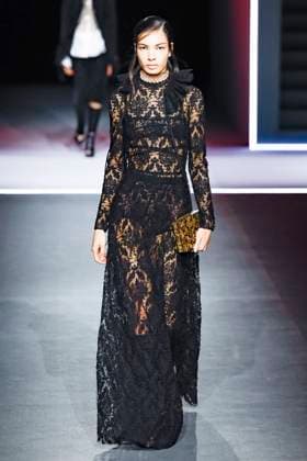 Défilé Christian Dior Mode Féminine Prêt À Porter Automne Hiver 2025 2026 lors de la Fashion Week de Paris PFW Défilé Christian Dior Mode Féminine Prêt À Porter Automne Hiver 2025 2026 lors de la Fashion Week de Paris PFW , à Paris, France, le 4 mars 2025 Runway Christian Dior Womenswear Ready to Wear Fall Winter 2025 2026 show during Paris Fashion Week PFW , in Paris, France, March 4, 2025 Paris France  Copyright: xAgencex xBestimagexAgencex xBestimagex
