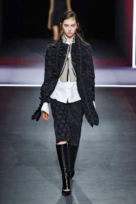 Défilé Christian Dior Mode Féminine Prêt À Porter Automne Hiver 2025 2026 lors de la Fashion Week de Paris PFW Défilé Christian Dior Mode Féminine Prêt À Porter Automne Hiver 2025 2026 lors de la Fashion Week de Paris PFW , à Paris, France, le 4 mars 2025 Runway Christian Dior Womenswear Ready to Wear Fall Winter 2025 2026 show during Paris Fashion Week PFW , in Paris, France, March 4, 2025 Paris France  Copyright: xAgencex xBestimagexAgencex xBestimagex
