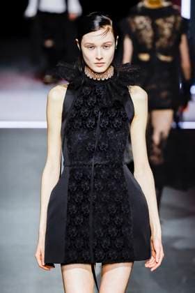 Défilé Christian Dior Mode Féminine Prêt À Porter Automne Hiver 2025 2026 lors de la Fashion Week de Paris PFW Défilé Christian Dior Mode Féminine Prêt À Porter Automne Hiver 2025 2026 lors de la Fashion Week de Paris PFW , à Paris, France, le 4 mars 2025 Runway Christian Dior Womenswear Ready to Wear Fall Winter 2025 2026 show during Paris Fashion Week PFW , in Paris, France, March 4, 2025 Paris France  Copyright: xAgencex xBestimagexAgencex xBestimagex