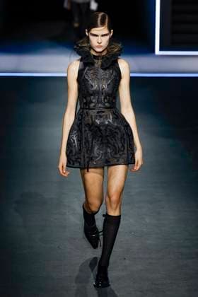 Défilé Christian Dior Mode Féminine Prêt À Porter Automne Hiver 2025 2026 lors de la Fashion Week de Paris PFW Défilé Christian Dior Mode Féminine Prêt À Porter Automne Hiver 2025 2026 lors de la Fashion Week de Paris PFW , à Paris, France, le 4 mars 2025 Runway Christian Dior Womenswear Ready to Wear Fall Winter 2025 2026 show during Paris Fashion Week PFW , in Paris, France, March 4, 2025 Paris France  Copyright: xAgencex xBestimagexAgencex xBestimagex