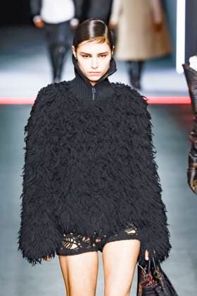 Défilé Christian Dior Mode Féminine Prêt À Porter Automne Hiver 2025 2026 lors de la Fashion Week de Paris PFW Défilé Christian Dior Mode Féminine Prêt À Porter Automne Hiver 2025 2026 lors de la Fashion Week de Paris PFW , à Paris, France, le 4 mars 2025 Runway Christian Dior Womenswear Ready to Wear Fall Winter 2025 2026 show during Paris Fashion Week PFW , in Paris, France, March 4, 2025 Paris France  Copyright: xAgencex xBestimagexAgencex xBestimagex