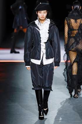 Défilé Christian Dior Mode Féminine Prêt À Porter Automne Hiver 2025 2026 lors de la Fashion Week de Paris PFW Défilé Christian Dior Mode Féminine Prêt À Porter Automne Hiver 2025 2026 lors de la Fashion Week de Paris PFW , à Paris, France, le 4 mars 2025 Runway Christian Dior Womenswear Ready to Wear Fall Winter 2025 2026 show during Paris Fashion Week PFW , in Paris, France, March 4, 2025 Paris France  Copyright: xAgencex xBestimagexAgencex xBestimagex