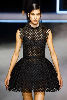 Défilé Christian Dior Mode Féminine Prêt À Porter Automne Hiver 2025 2026 lors de la Fashion Week de Paris PFW Défilé Christian Dior Mode Féminine Prêt À Porter Automne Hiver 2025 2026 lors de la Fashion Week de Paris PFW , à Paris, France, le 4 mars 2025 Runway Christian Dior Womenswear Ready to Wear Fall Winter 2025 2026 show during Paris Fashion Week PFW , in Paris, France, March 4, 2025 Paris France  Copyright: xAgencex xBestimagexAgencex xBestimagex