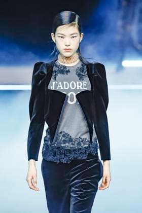 Défilé Christian Dior Mode Féminine Prêt À Porter Automne Hiver 2025 2026 lors de la Fashion Week de Paris PFW Défilé Christian Dior Mode Féminine Prêt À Porter Automne Hiver 2025 2026 lors de la Fashion Week de Paris PFW , à Paris, France, le 4 mars 2025 Runway Christian Dior Womenswear Ready to Wear Fall Winter 2025 2026 show during Paris Fashion Week PFW , in Paris, France, March 4, 2025 Paris France  Copyright: xAgencex xBestimagexAgencex xBestimagex