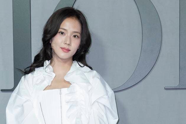 Photocall dau défilé Christian Dior Mode Féminine Prêt À Porter Automne Hiver 2025 2026 lors de la Fashion Week de Paris PFW Jisoo au photocall du défilé Christian Dior Mode Féminine Prêt À Porter Automne Hiver 2025 2026 lors de la Fashion Week de Paris PFW , à Paris, France, le 4 mars 2025 Olivier Borde Bestimage Photocall at the Christian Dior Womenswear Ready to Wear Fall Winter 2025 2026 show during Paris Fashion Week PFW , in Paris, France, March 4, 2025 Paris France  Copyright: xOLIVIERxBORDEx xBESTIMAGExOLIVIERxBORDEx xBESTIMAGEx