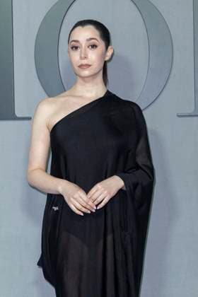 Photocall dau défilé Christian Dior Mode Féminine Prêt À Porter Automne Hiver 2025 2026 lors de la Fashion Week de Paris PFW Cristin Milioti au photocall du défilé Christian Dior Mode Féminine Prêt À Porter Automne Hiver 2025 2026 lors de la Fashion Week de Paris PFW , à Paris, France, le 4 mars 2025 Olivier Borde Bestimage Photocall at the Christian Dior Womenswear Ready to Wear Fall Winter 2025 2026 show during Paris Fashion Week PFW , in Paris, France, March 4, 2025 Paris France  Copyright: xOLIVIERxBORDEx xBESTIMAGExOLIVIERxBORDEx xBESTIMAGEx