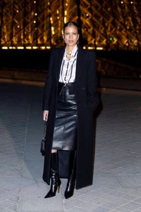 Le Grand Diner du Louvre photo call Mati Diop Photo Call du Le Grand Diner du Louvre lors de la Fashion Week à Paris le 5 mars 2025 Olivier Borde Bestimage Photo call Le Grand Diner du Louvre during Fashion Week in Paris on March 5th, 2025 Paris France  Copyright: xOLIVIERxBORDEx xBESTIMAGExOLIVIERxBORDEx xBESTIMAGEx