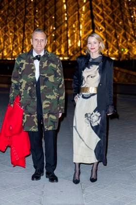 Le Grand Diner du Louvre Photo call Jean Charles de Castelbajac, Pauline de Drouas Photo Call du Le Grand Diner du Louvre during Fashion Week in Paris on March 5th, 2025 Olivier Borde Bestimage Photo call Le Grand Diner du Louvre during Fashion Week in Paris on March 5th, 2025 Paris France  Copyright: xOLIVIERxBORDEx xBESTIMAGExOLIVIERxBORDEx xBESTIMAGEx