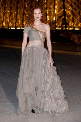 Le Grand Diner du Louvre photo call Karen Elson Photo Call du Le Grand Diner du Louvre during Fashion Week in Paris on March 5th, 2025 Olivier Borde Bestimage Photo call Le Grand Diner du Louvre during Fashion Week in Paris on March 5th, 2025 Paris France  Copyright: xOLIVIERxBORDEx xBESTIMAGExOLIVIERxBORDEx xBESTIMAGEx