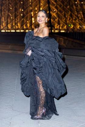 Le Grand Diner du Louvre photo call Emma Weymouth Photo Call du Le Grand Diner du Louvre lors de la Fashion Week à Paris le 5 mars 2025 Olivier Borde Bestimage Photo call Le Grand Diner du Louvre during Fashion Week in Paris on March 5th, 2025 Paris France  Copyright: xOLIVIERxBORDEx xBESTIMAGExOLIVIERxBORDEx xBESTIMAGEx