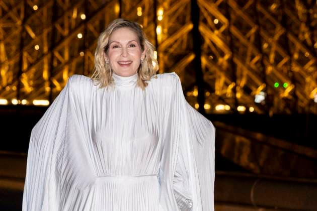 Le Grand Diner du Louvre photo call Kelly Rutherford Photo Call du Le Grand Diner du Louvre lors de la Fashion Week à Paris le 5 mars 2025 Olivier Borde Bestimage Photo call Le Grand Diner du Louvre during Fashion Week in Paris on March 5th, 2025 Paris France  Copyright: xOLIVIERxBORDEx xBESTIMAGExOLIVIERxBORDEx xBESTIMAGEx