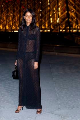 Le Grand Diner du Louvre photo call Liya Kebede Photo Call du Le Grand Diner du Louvre lors de la Fashion Week à Paris le 5 mars 2025 Olivier Borde Bestimage Photo call Le Grand Diner du Louvre during Fashion Week in Paris on March 5th, 2025 Paris France  Copyright: xOLIVIERxBORDEx xBESTIMAGExOLIVIERxBORDEx xBESTIMAGEx