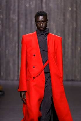 Alainpaul Ready to wear fall winter 2025 26 Paris March 2025 Alainpaul Ready to wear fall winter 2025 26 Paris March 2025, Credit:Zeppelin Avalon  Copyright: xZeppelinx xAvalonx 0972163738