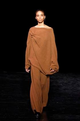 Mossi Ready to wear fall winter 2025 26 Paris March 2025 Mossi Ready to wear fall winter 2025 26 Paris March 2025, Credit:Zeppelin Avalon  Copyright: xZeppelinx xAvalonx 0972170485