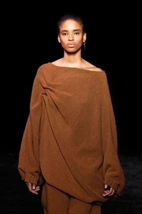 Mossi Ready to wear fall winter 2025 26 Paris March 2025 Mossi Ready to wear fall winter 2025 26 Paris March 2025, Credit:Zeppelin Avalon  Copyright: xZeppelinx xAvalonx 0972170508