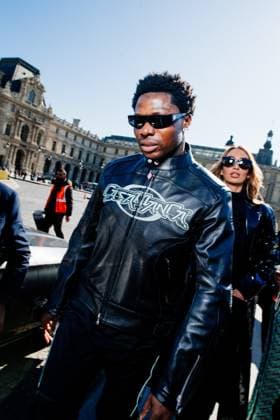 Celebrities at Casablanca Fashion Show at Carrousel du Louvre, Ready to Wear Collection Fall Winter 2025 2026 during Paris Fashion Week PFW Asake Celebrities at Casablanca Fashion Show at Carrousel du Louvre, Ready to Wear Collection Fall Winter 2025 2026 during Paris Fashion Week PFW , on March 5th, 2025 Sam Delpech Bestimage Celebrities at Casablanca Fashion Show Ready to Wear Collection Fall Winter 2025 2026 during Paris Fashion Week, on March 5th, 2025 Paris France  Copyright: xSamxDelpechx xBestimagexSamxDelpechx xBestimagex