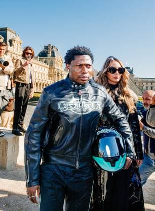 Celebrities at Casablanca Fashion Show at Carrousel du Louvre, Ready to Wear Collection Fall Winter 2025 2026 during Paris Fashion Week PFW Asake Celebrities at Casablanca Fashion Show at Carrousel du Louvre, Ready to Wear Collection Fall Winter 2025 2026 during Paris Fashion Week PFW , on March 5th, 2025 Sam Delpech Bestimage Celebrities at Casablanca Fashion Show Ready to Wear Collection Fall Winter 2025 2026 during Paris Fashion Week, on March 5th, 2025 Paris France  Copyright: xSamxDelpechx xBestimagexSamxDelpechx xBestimagex