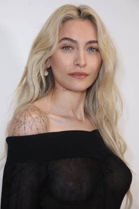 PFW - Stella McCartney Photocall Paris Jackson at the Stella McCartney fashion show as part of Paris Fashion Week on March 5, 2025 in Paris, France. Photo by Jerome Domine ABACAPRESS.COM Paris France  Copyright: xDominexJerome ABACAx
