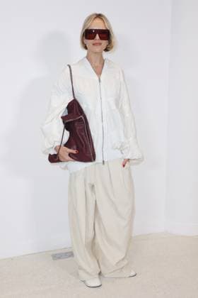 PFW - Stella McCartney Photocall Violet Atkinson at the Stella McCartney fashion show as part of Paris Fashion Week on March 5, 2025 in Paris, France. Photo by Jerome Domine ABACAPRESS.COM Paris France  Copyright: xDominexJerome ABACAx