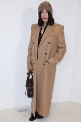 PFW - Stella McCartney Photocall Isabelle Adjani at the Stella McCartney fashion show as part of Paris Fashion Week on March 5, 2025 in Paris, France. Photo by Jerome Domine ABACAPRESS.COM Paris France  Copyright: xDominexJerome ABACAx