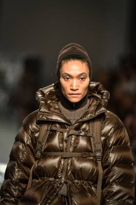 PFW - Cecilie Bahnsen Runway A model walks the runway for a collection by Cecilie Bahnsen as part of Paris Fashion Week at the Palais de Tokyo in Paris, on March 5, 2025. Photo by Firas Abdullah ABACAPRESS.COM Paris Ile-de-France France  Copyright: xAbdullahxFiras ABACAx