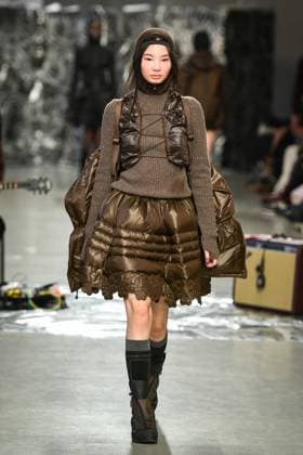 PFW - Cecilie Bahnsen Runway A model walks the runway for a collection by Cecilie Bahnsen as part of Paris Fashion Week at the Palais de Tokyo in Paris, on March 5, 2025. Photo by Firas Abdullah ABACAPRESS.COM Paris Ile-de-France France  Copyright: xAbdullahxFiras ABACAx