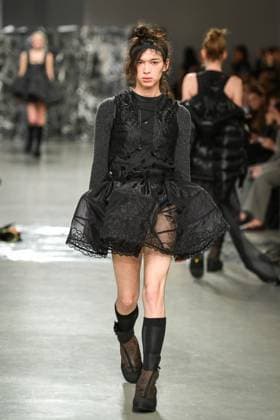 PFW - Cecilie Bahnsen Runway A model walks the runway for a collection by Cecilie Bahnsen as part of Paris Fashion Week at the Palais de Tokyo in Paris, on March 5, 2025. Photo by Firas Abdullah ABACAPRESS.COM Paris Ile-de-France France  Copyright: xAbdullahxFiras ABACAx