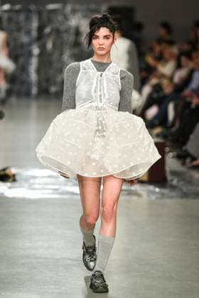 PFW - Cecilie Bahnsen Runway A model walks the runway for a collection by Cecilie Bahnsen as part of Paris Fashion Week at the Palais de Tokyo in Paris, on March 5, 2025. Photo by Firas Abdullah ABACAPRESS.COM Paris Ile-de-France France  Copyright: xAbdullahxFiras ABACAx