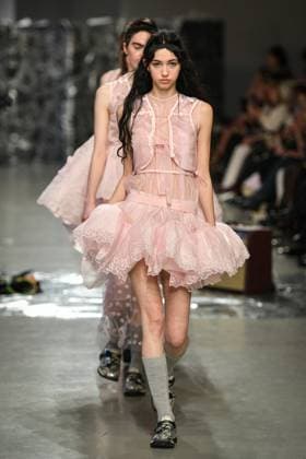 PFW - Cecilie Bahnsen Runway Models walk the runway for a collection by Cecilie Bahnsen as part of Paris Fashion Week at the Palais de Tokyo in Paris, on March 5, 2025. Photo by Firas Abdullah ABACAPRESS.COM Paris Ile-de-France France  Copyright: xAbdullahxFiras ABACAx