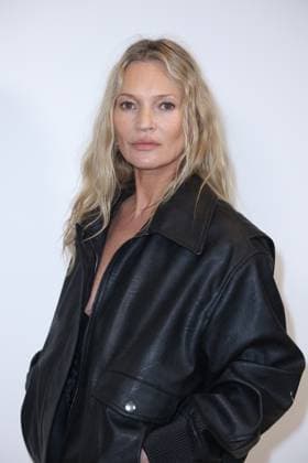 PFW - Stella McCartney Photocall Kate Moss at the Stella McCartney fashion show as part of Paris Fashion Week on March 5, 2025 in Paris, France. Photo by Jerome Domine ABACAPRESS.COM Paris France  Copyright: xDominexJerome ABACAx