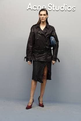Photocall du défilé Acne Studios Mode Féminine Prêt À Porter Automne Hiver 2025 2026 lors de la Fashion Week de Paris PFW Guest Photocall of Acne Studios Fashion Show Ready to Wear Collection Fall Winter 2025 2026 at Paris Fashion Week, on March 5th, 2025 Paris France  Copyright: xChristophexClovisx xBestimagexChristophexClovisx xBestimagex