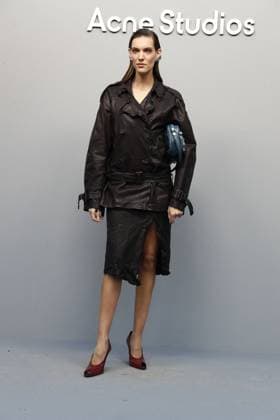 Photocall du défilé Acne Studios Mode Féminine Prêt À Porter Automne Hiver 2025 2026 lors de la Fashion Week de Paris PFW Guest Photocall of Acne Studios Fashion Show Ready to Wear Collection Fall Winter 2025 2026 at Paris Fashion Week, on March 5th, 2025 Paris France  Copyright: xChristophexClovisx xBestimagexChristophexClovisx xBestimagex