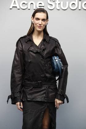 Photocall du défilé Acne Studios Mode Féminine Prêt À Porter Automne Hiver 2025 2026 lors de la Fashion Week de Paris PFW Guest Photocall of Acne Studios Fashion Show Ready to Wear Collection Fall Winter 2025 2026 at Paris Fashion Week, on March 5th, 2025 Paris France  Copyright: xChristophexClovisx xBestimagexChristophexClovisx xBestimagex