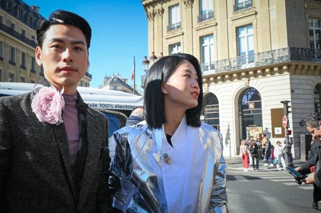 Fashion Week, Dries Van Noten pret a porter femme, Fall Winter 2025 2026 Aha et Lolo 441362 2025 03 05 Paris France  Copyright: xBarbaraxNeymanx xStarfacex STAR_441362_007