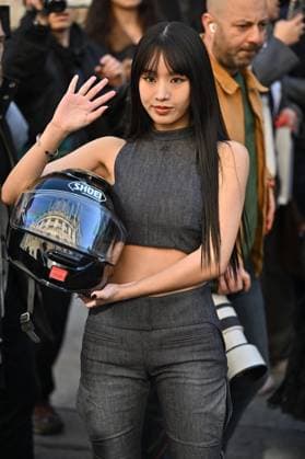 PFW Courreges Outside Arrivals Natty arriving at Courreges show during Paris Fashion Week in Paris, France on March 5, 2025. Photo by Julien Reynaud APS-Medias ABACAPRESS.COM Paris France  Copyright: xReynaudxJulien APS-Medias ABACAx