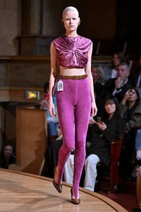 PFW Julie Kegels Runway A model walks the runway during Julie Kegels show during Paris Fashion Week in Paris, France on March 5, 2025. Photo by Julien Reynaud APS-Medias ABACAPRESS.COM Paris France  Copyright: xReynaudxJulien APS-Medias ABACAx