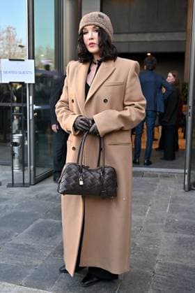 PFW Stella McCartney Outside Arrivals Isabelle Adjani arriving at Stella McCartney show during Paris Fashion Week in Paris, France on March 5, 2025. Photo by Julien Reynaud APS-Medias ABACAPRESS.COM Paris France  Copyright: xReynaudxJulien APS-Medias ABACAx