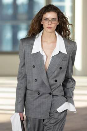 . 05 03 2025. Paris, France. Stella McCartney show at Paris Fashion Week for Autumn Winter 25 .  xi-Imagesx IIM-25784-0012