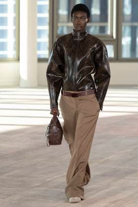 . 05 03 2025. Paris, France. Stella McCartney show at Paris Fashion Week for Autumn Winter 25 .  xi-Imagesx IIM-25784-0049