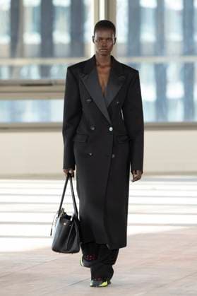. 05 03 2025. Paris, France. Stella McCartney show at Paris Fashion Week for Autumn Winter 25 .  xi-Imagesx IIM-25784-0107