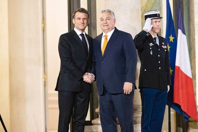 News Themen der Woche KW10 News Bilder des Tages President Macron Welcomes PM Orban - Paris French President Emmanuel Macron receives Viktor Orban, Prime Minister of Hungary, on Wednesday March 5, 2025, at the Palais de l Elysee in Paris. Photo by Jeremy Paoloni ABACAPRESS.COM Paris France  Copyright: xPaolonixJeremy ABACAx