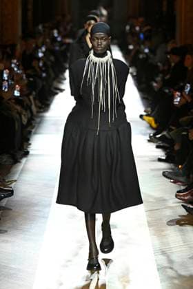 Dries van Noten Ready to wear fall winter 2025 26 Paris March 2025 Dries van Noten Ready to wear fall winter 2025 26 Paris March 2025, Credit:Zeppelin Avalon  Copyright: xZeppelinx xAvalonx 0972553182