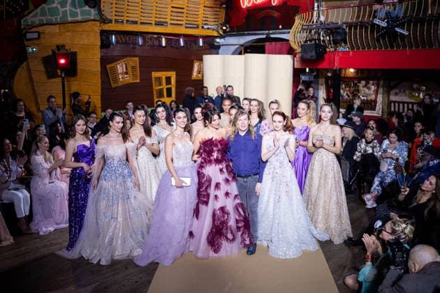 PFW - Christophe Guillarme Runway Delphine Wespiser and Christophe Guillarme with other models present creations by Christophe Guillarme for the Womenswear Ready-to-wear Fall-Winter 2025 2026 collection as part of the Paris Fashion Week on March 5, 2025 in Paris, France. Photo by Alexis Jumeau ABACAPRESS.COM Paris France  Copyright: xJumeauxAlexis ABACAx