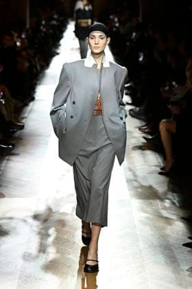 Dries van Noten Ready to wear fall winter 2025 26 Paris March 2025 Dries van Noten Ready to wear fall winter 2025 26 Paris March 2025, Credit:Zeppelin Avalon  Copyright: xZeppelinx xAvalonx 0972553226