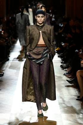 Dries van Noten Ready to wear fall winter 2025 26 Paris March 2025 Dries van Noten Ready to wear fall winter 2025 26 Paris March 2025, Credit:Zeppelin Avalon  Copyright: xZeppelinx xAvalonx 0972553275